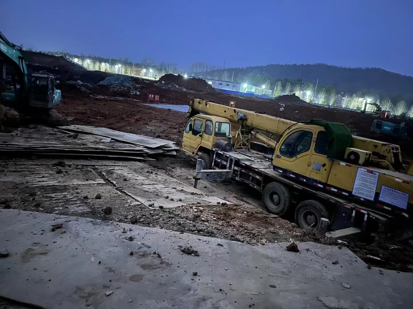 土方工程垫路钢板租赁